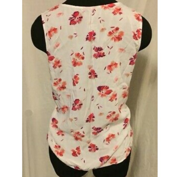 Women’s petite lg St. John’s Bay sleeveless blouse - Picture 4 of 6